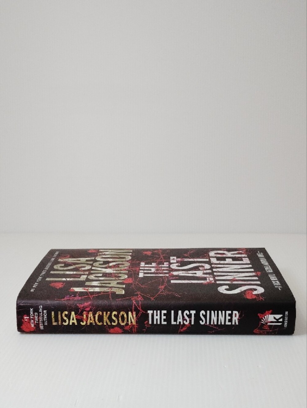 4 For $12 Lisa Jackson- The Last Sinner - Picture 4 of 9